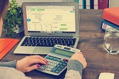 Aplazamiento del pago de impuestos para autónomos crisis Covid-19